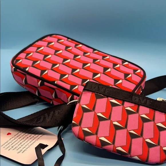 Diane Von Furstenberg Pink and Black Crossbody Bag - Picture 3 of 3